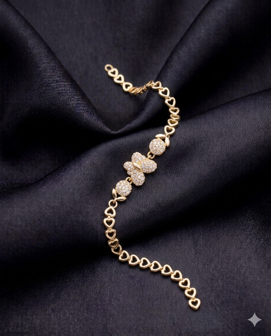 The Mariposa Heart Chain Bracelet